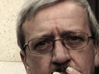 articles/2011/10/25/mark-block-the-man-in-herman-cain-s-smoking-new-video/cain-smoking-ad-graham_drslil