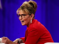 2022-08-16T133942Z_1045419988_RC2ZPV9PGU1V_RTRMADP_3_USA-ELECTION_pz19jf