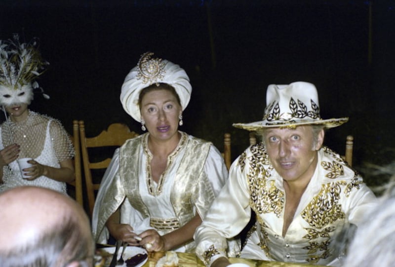 gettyimages-119120093-594x594_ve8zz5
