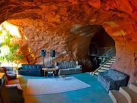 220314-omg-bedrock-01_wwfhyb