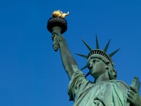articles/2015/11/18/the-original-statue-of-liberty-was-muslim/151117-daly-statue-liberty-tease_uhfdzo