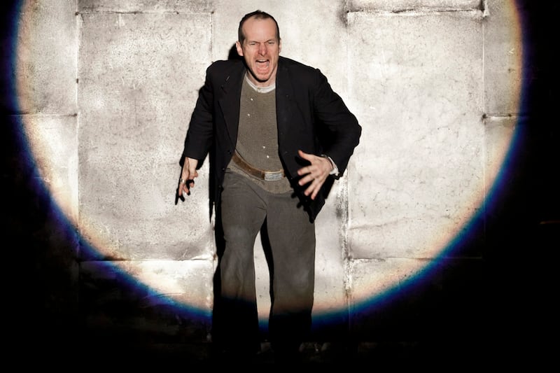 articles/2012/03/25/denis-o-hara-talks-about-one-man-show-an-iliad/ohare-iliad-kaplan2_yxx4ye