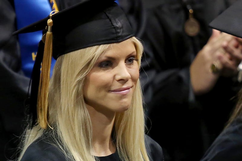 articles/2014/05/12/how-elin-nordegren-became-a-trophy-wife-role-model/140511-goff-trophy-wife-tease_bgbuxm