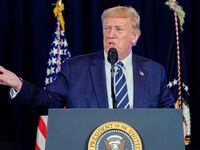 2020-08-08T004808Z_282895667_RC2C9I9NC3MD_RTRMADP_3_USA-TRUMP_evgrlk