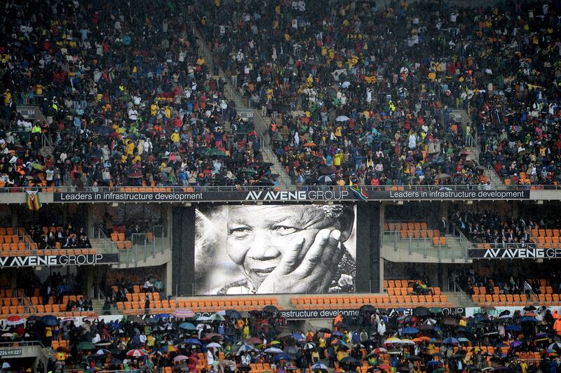 galleries/2013/12/10/mourning-nelson-mandela-photos/mourning-mandela-1_ppr48g