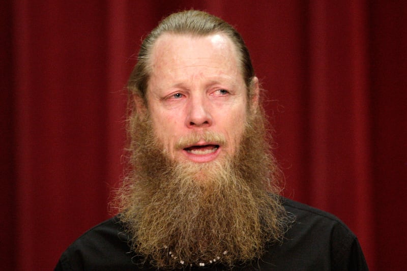 articles/2014/06/06/bergdahl-s-dad-drone-killed-captor-s-kid/140606-ames-bergdahl-tease_rq27ju
