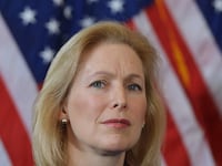 articles/2014/08/27/senate-pigs-called-kirsten-gillibrand-porky/140827-nuzzi-porky-tease_zshmbh