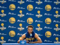 170923-stephen-curry-trump-invite-cheat_ipcfbd