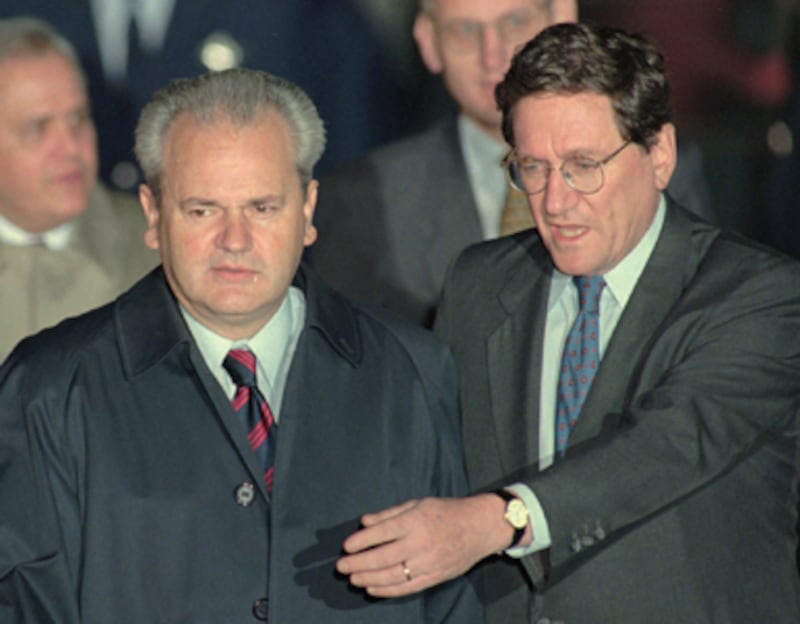 articles/2010/12/15/richard-holbrooke-on-the-dayton-peace-accords/holbrooke-dayton-anniversary_147395_tf0zlz