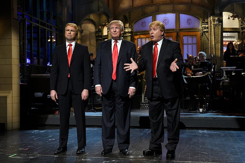 SATURDAY NIGHT LIVE -- "Donald Trump" Episode 1687 -- Pictured: (l-r) Taran Killam, Donald Trump, and Darrell Hammond during the monologue on November 7, 2015 -- (Photo by: Dana Edelson/NBCU Photo Bank/NBCUniversal via Getty Images via Getty Images)