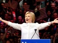 articles/2016/06/08/now-trump-why-hillary-needs-to-stay-out-of-the-gutter-but-stay-on-the-attack/160607-tomasky-hillary-clinton-tease_u3sgmv