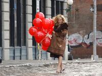 articles/2014/01/07/evolution-of-the-single-woman/140107-cunningham-sj-tease_bw6ian