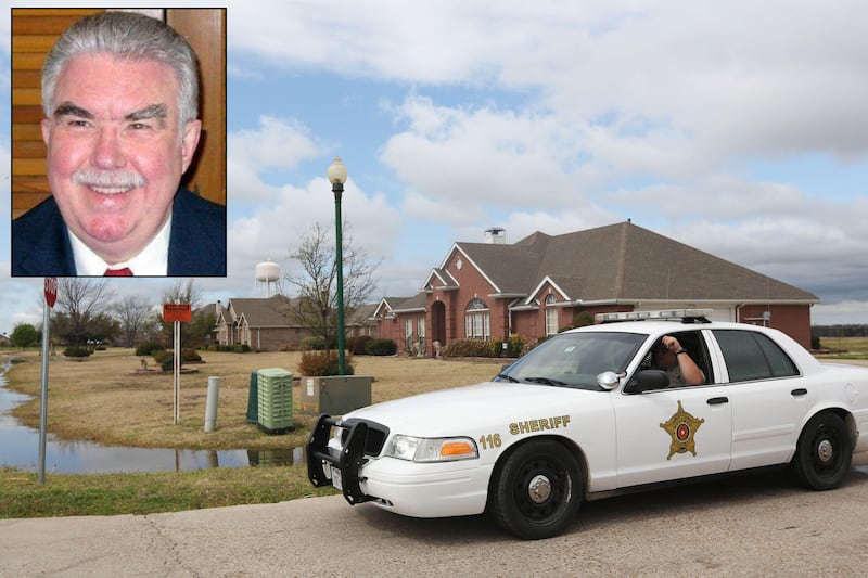articles/2013/04/03/mike-mclelland-investigation-focuses-on-those-the-d-a-prosecuted/130402-texas-da-murders-tease_pinysp