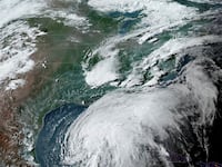 2020-06-06T000000Z_750040669_RC2C3H9C8MZG_RTRMADP_3_STORM-CRISTOBAL_dfjxge