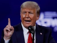 2021-05-05T142432Z_1134481433_RC2Q9N9P4CRD_RTRMADP_3_TRUMP-FACEBOOK_v7bsyj