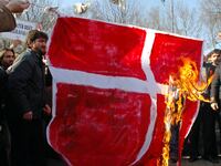 articles/2013/09/17/ahmed-akkari-repents-violent-opposition-to-danish-cartoons-lampooning-islam/130916-moynihan-danish-tease_q8blis