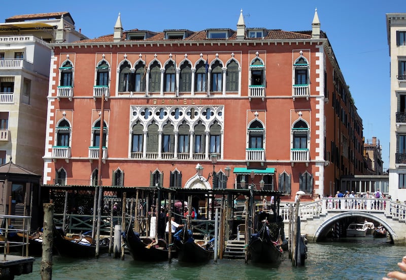 2016-06-21T000000Z_1627207975_D1BETLEGYLAA_RTRMADP_3_ITALY-DAILYLIFE_nfncuo