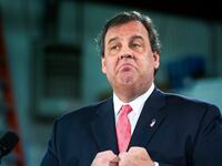 articles/2014/12/05/chris-christie-cleared-by-bridgegate-committee/141205-nuzzi-christie-tease_tl6w23