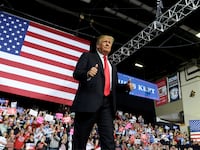 180930-trump-kim-jong-un-love-cheat_zssvvn