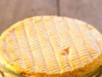 articles/2010/01/14/why-we-love-stinky-cheese/slate-washed-rind-cheese_74746_skbbqh