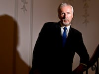 articles/2017/01/29/james-cameron-on-the-trump-administration-these-people-are-insane/170128-stern-james-cameron-tease_q5dgja