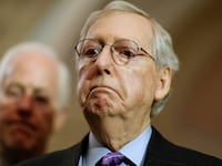 180708-protesters-confront-mcconnell-louisville-cheat_gkrpfk