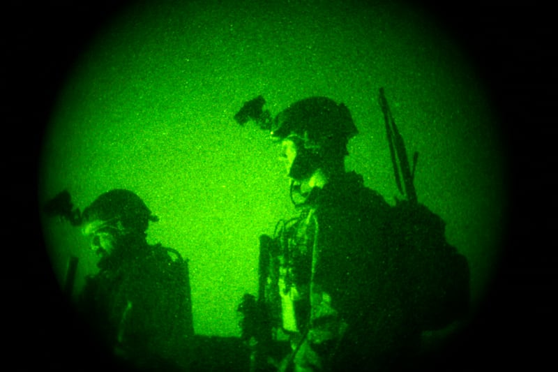 articles/2012/04/08/u-s-hands-over-night-raids-to-afghan-forces-with-possible-consequences/afghanistan-night-raids-moreau_shriqv