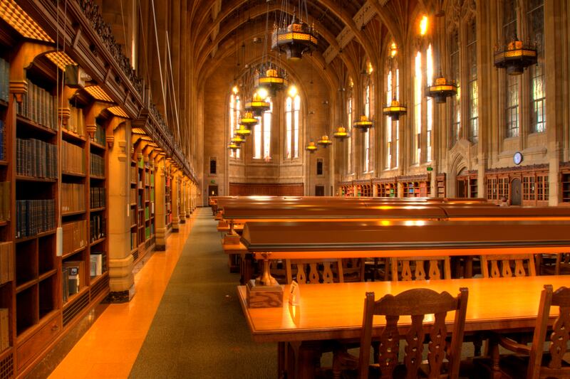 articles/2013/01/18/law-school-enrollments-are-plummeting-what-happens-next/130118-law-school-enrollment-mcardle_kmnr6t