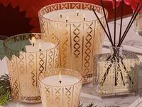 Nest holiday candle