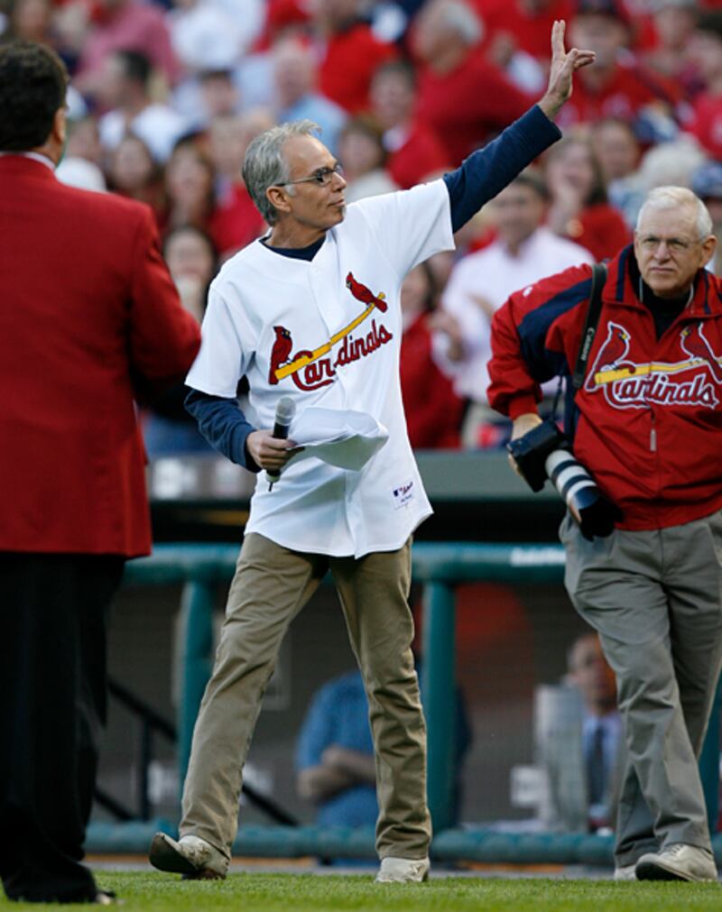 galleries/2011/10/19/all-star-world-series-famous-st-louis-cardinals-and-texas-rangers-fans-photos/celeb-world-series-thornton_z8dgf3