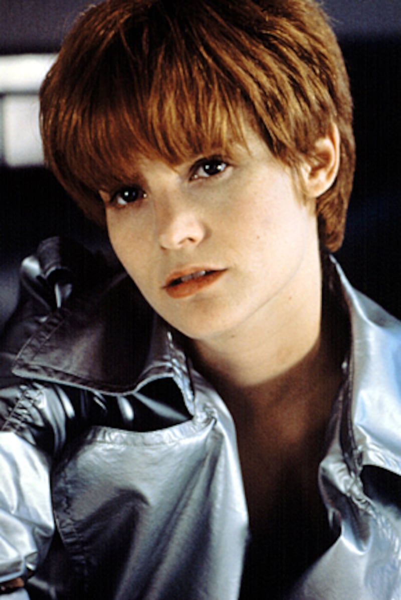 galleries/2011/01/30/crazy-girl-movie-roles/crazy-girls---single-white-female_uws1tt