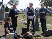 articles/2013/10/23/the-greatest-csi-crime-scene-investigation-episodes/131022-csi-meaney-tease_xbi2sg