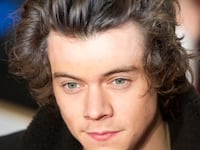 articles/2015/08/05/harry-styles-online-death-threat-and-one-direction-s-cult-of-mr-x/150805-zimmerman-styles-tease_npp2dg