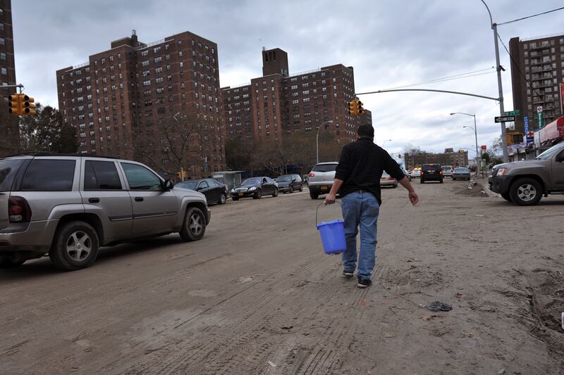 galleries/2012/11/01/coney-island-s-hurricane-sandy-nightmare-photos/coney-island-sandy-14_ktplw3