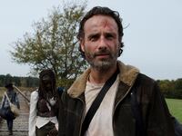 articles/2014/03/31/the-walking-dead-season-finale-review-of-a-rick-grimes-is-a-murderer/140331-leon-walking-dead_kfwtww