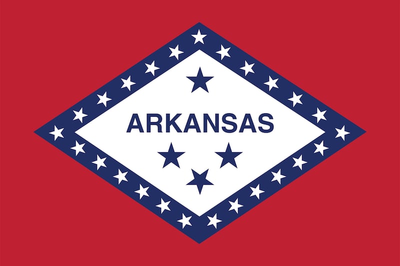 articles/2015/06/24/the-clinton-confederate-flag-conspiracy-theory-is-a-new-low/150623-murphy-clinton-arkansas-embed_ys4hj9
