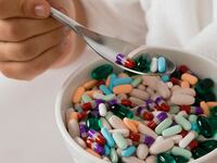 articles/2013/12/21/how-lobbyists-will-keep-you-hooked-on-vitamins/131220-offit-vitamin-scam-tease_w3zip8