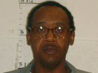 2015-11-03T120000Z_1378328190_TM3EBB30YZT01_RTRMADP_3_MISSOURI-EXECUTION_mgvbci