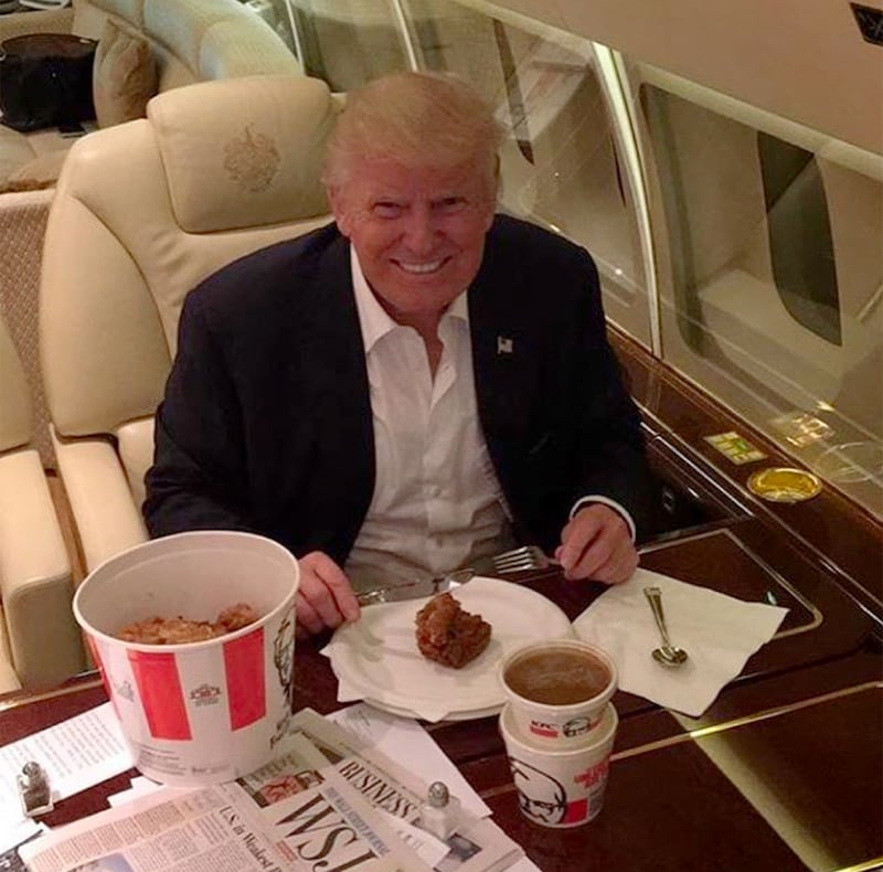 articles/2016/08/13/tubs-of-caviar-at-donald-trump-s-wedding/160812-sheraton-trump-wedding2-embed_yy4yp6