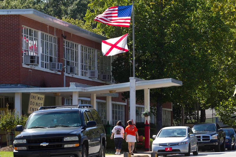 galleries/2011/10/31/america-s-30-brokest-cities-photos/brokest-cities-19-montgomery_zwpopa