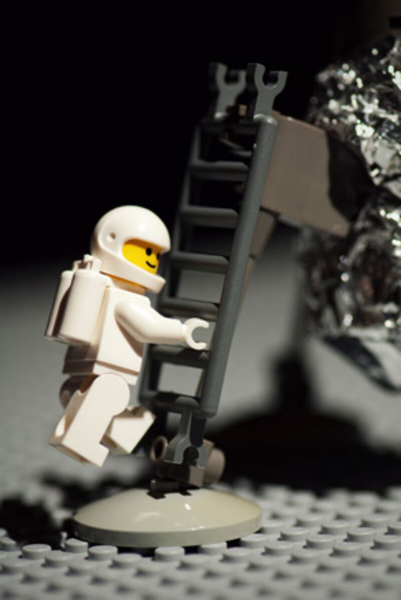 galleries/2009/08/27/classic-photography-in-lego/lego-3_nwzbq0