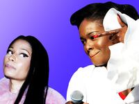 articles/2016/12/20/azealia-banks-trolls-nicki-minaj-tells-her-to-slim-down-a-bit/161220-zimmerman-banks-minaj-tease_ev81ea