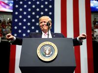 trump-2020-election-campaign-slogans-twitter_uhfhyn
