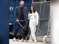 201222-bradley-affleck-Ana-de-Armas-tease_eavygd