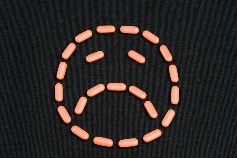 articles/2014/04/21/research-shows-link-between-nsaid-use-and-gut-disease/140404-vande-panne-ibuprofen-tease_xoluoa