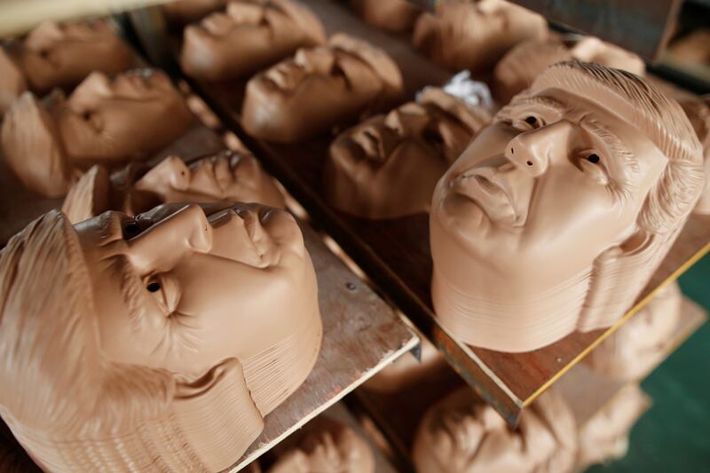 galleries/2016/05/27/inside-the-factory-making-trump-masks/160527-trump-mask-factory-01_oxghxv