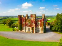 220321-omg-lisheen-castle-01_fbwaxh