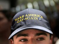 2016-06-27T120000Z_1826881379_S1AETMFRUOAA_RTRMADP_3_USA-LGBT_dyeyzi