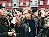 articles/2011/12/19/john-avlon-vaclav-havel-s-heroic-politics-of-truth-and-responsibility/havel-archive-cheat_wdbany