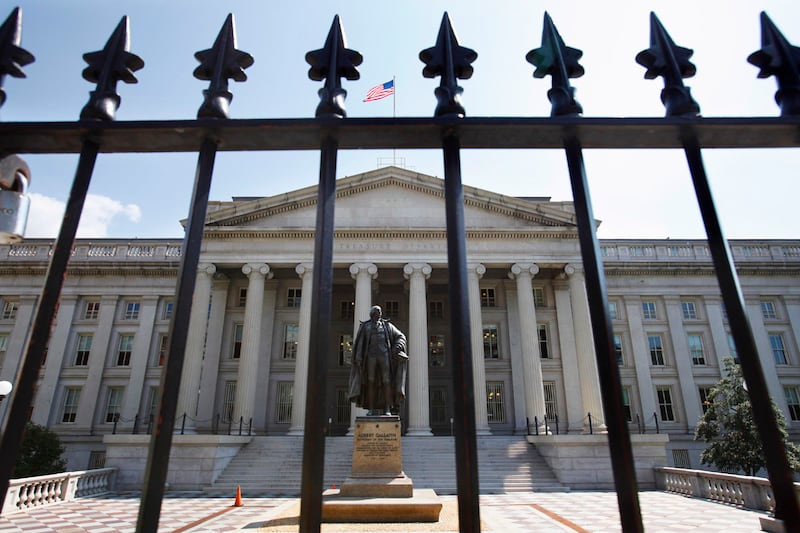 articles/2013/01/08/washington-goes-platinum/mcardle-washington-goes-platinum_ikf0u9